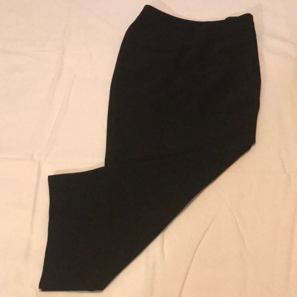 White House Black Market Black Wide Leg Crop Pants